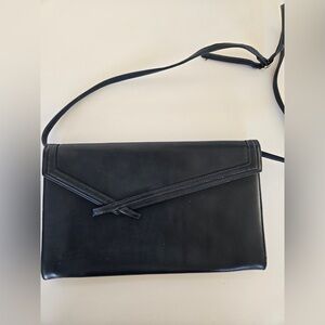 Vintage Susan Gale Genuine Leather Navy Blue Envelope Clutch Crossbody